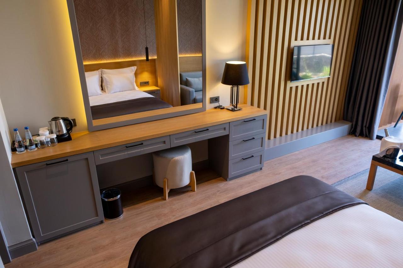 Celeste Bella Luxury Hotel & Spa ออร์ทาเคนท์ ภายนอก รูปภาพ