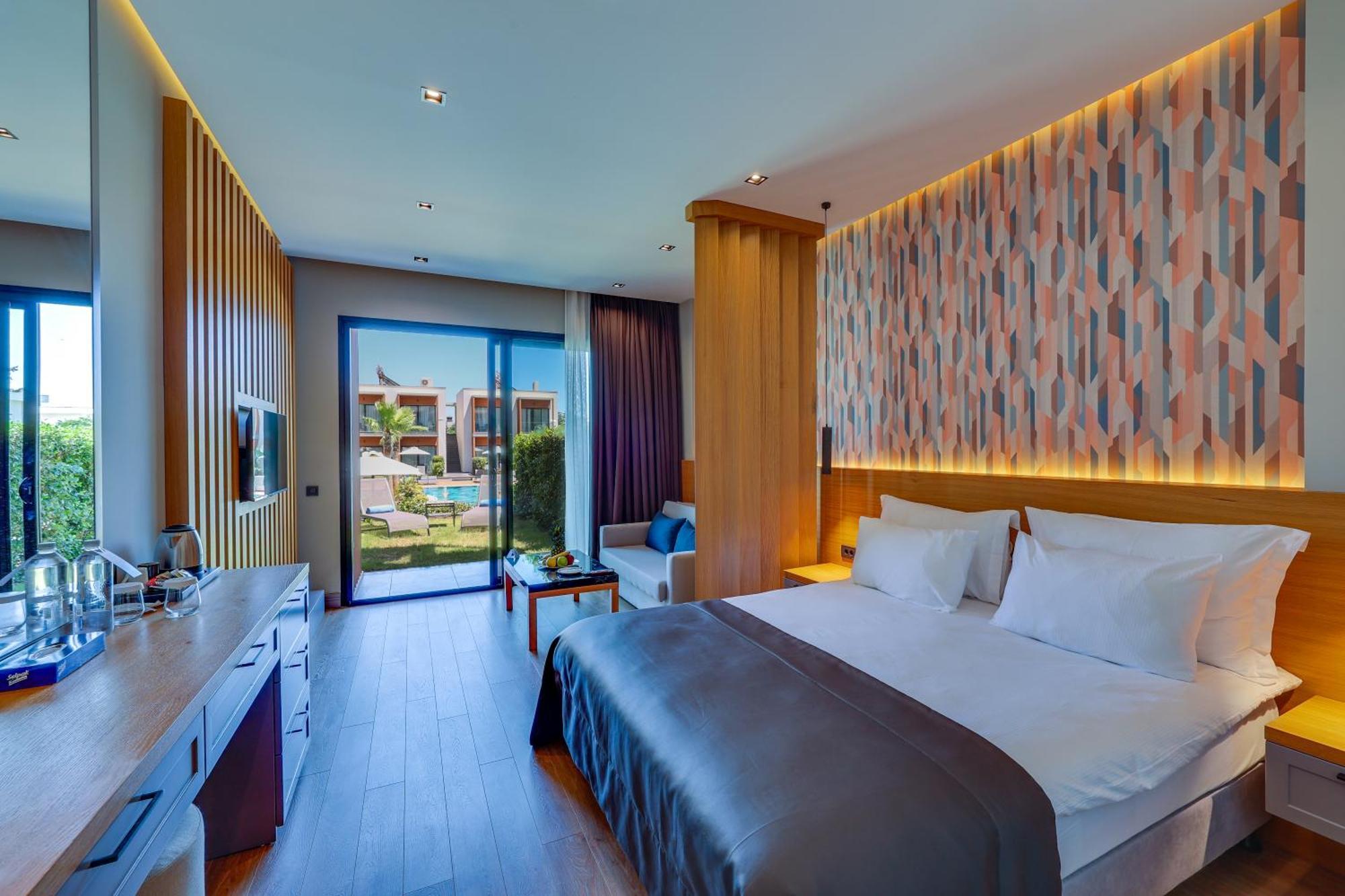 Celeste Bella Luxury Hotel & Spa ออร์ทาเคนท์ ภายนอก รูปภาพ