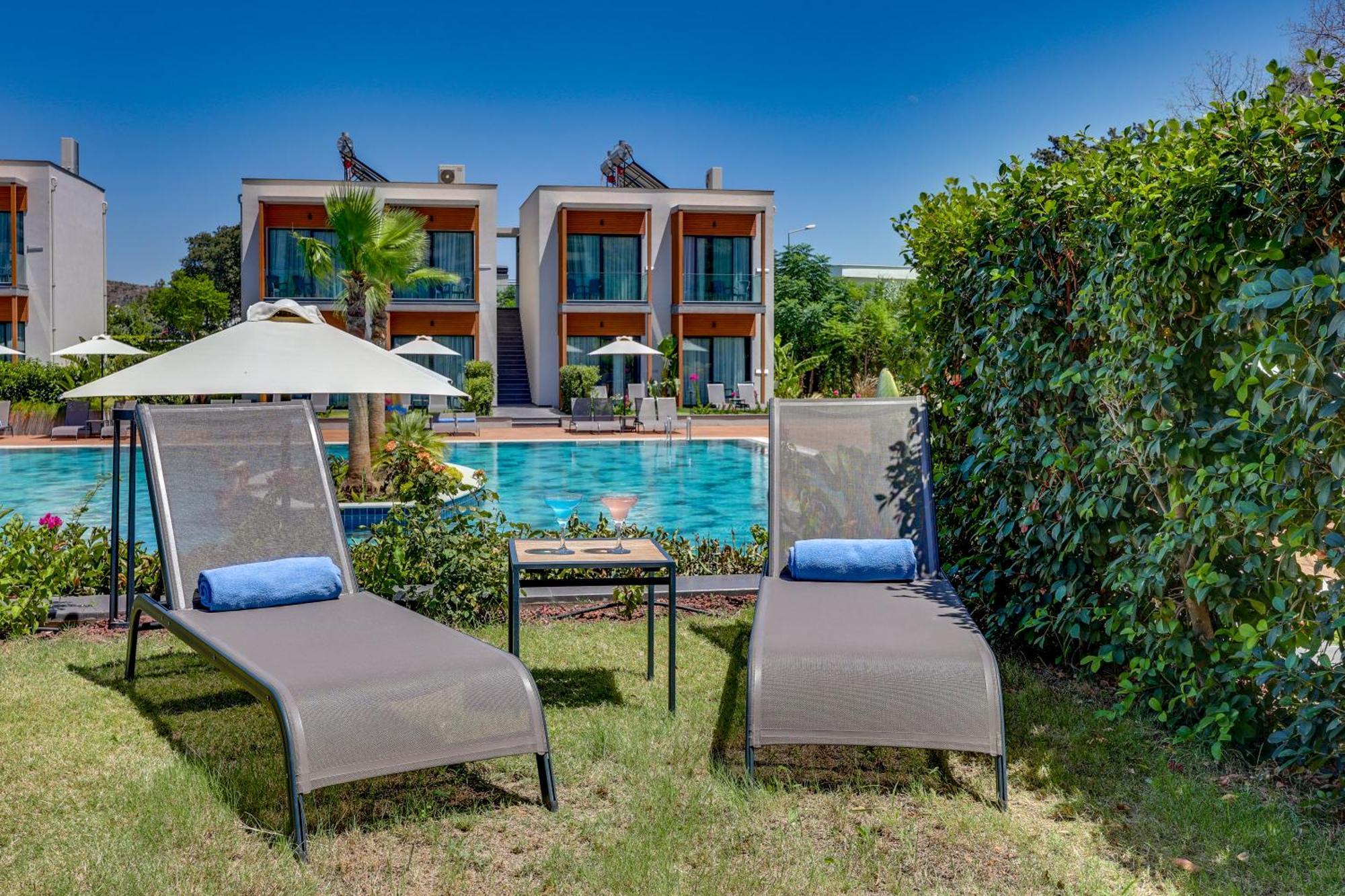 Celeste Bella Luxury Hotel & Spa ออร์ทาเคนท์ ภายนอก รูปภาพ