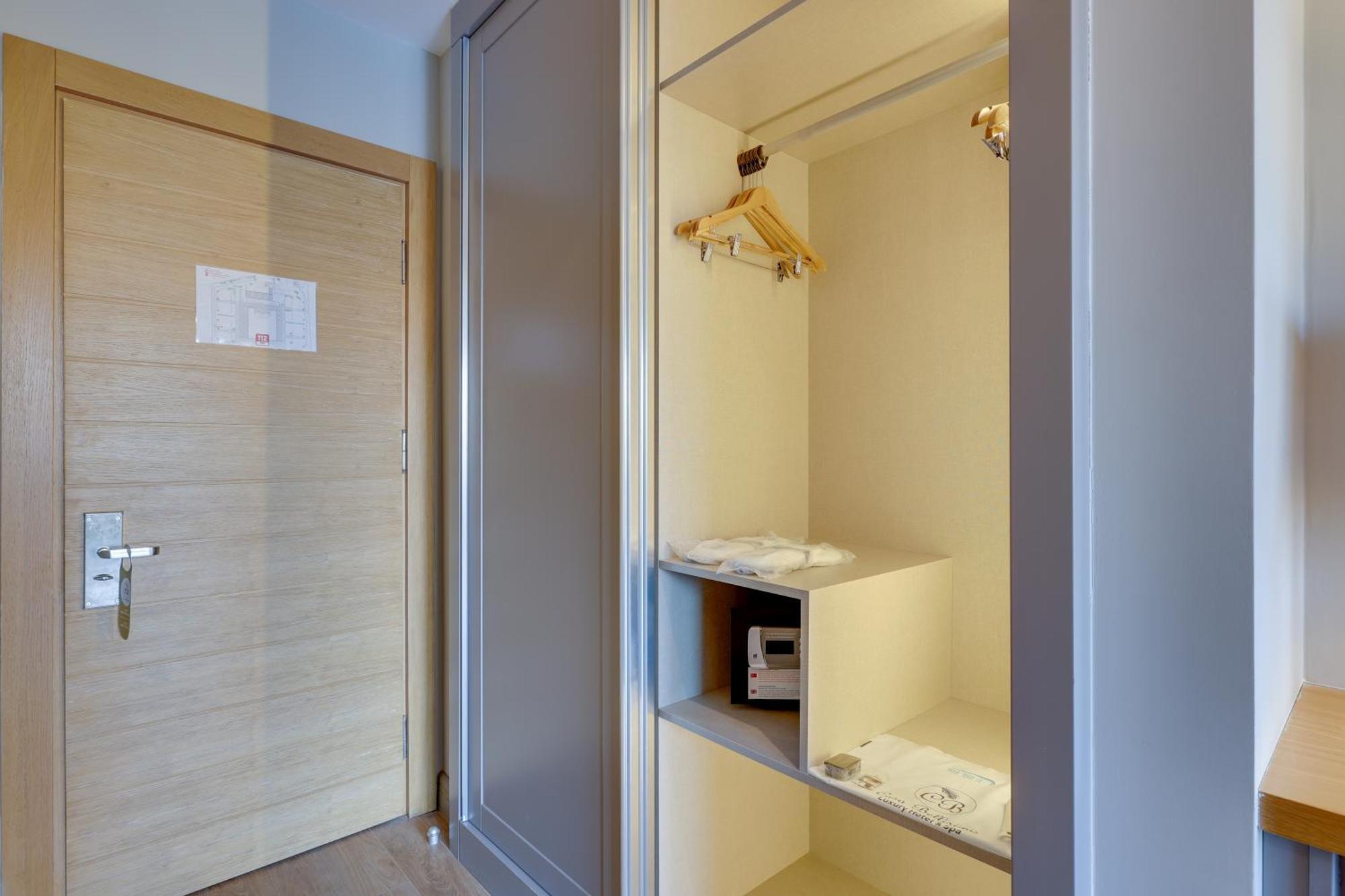 Celeste Bella Luxury Hotel & Spa ออร์ทาเคนท์ ภายนอก รูปภาพ