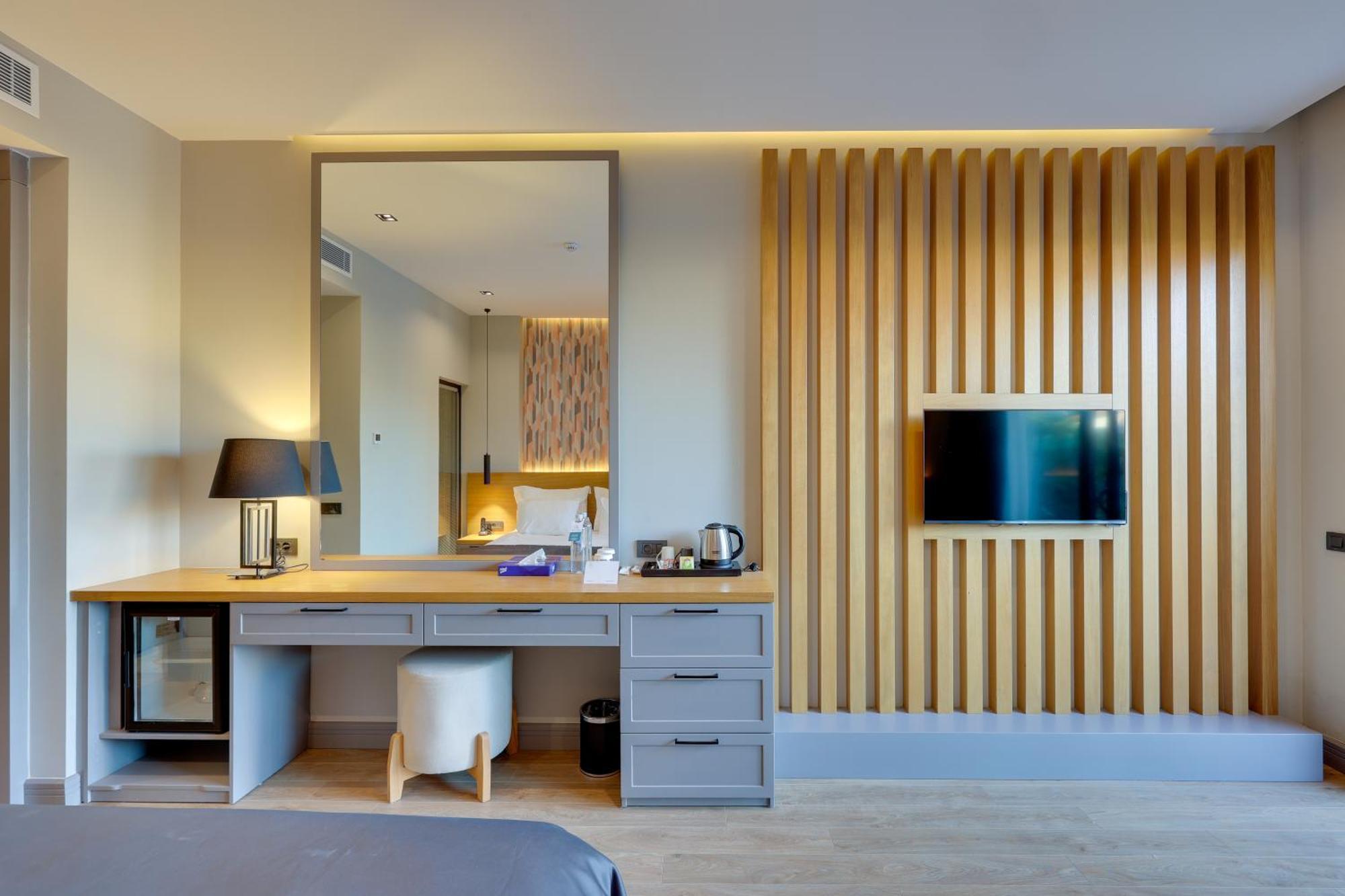Celeste Bella Luxury Hotel & Spa ออร์ทาเคนท์ ภายนอก รูปภาพ